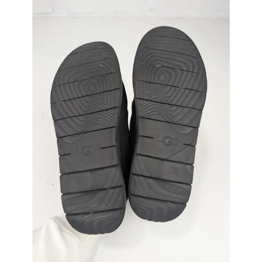 UGG Youth 5 Black Canoe Suede Chukka Boots